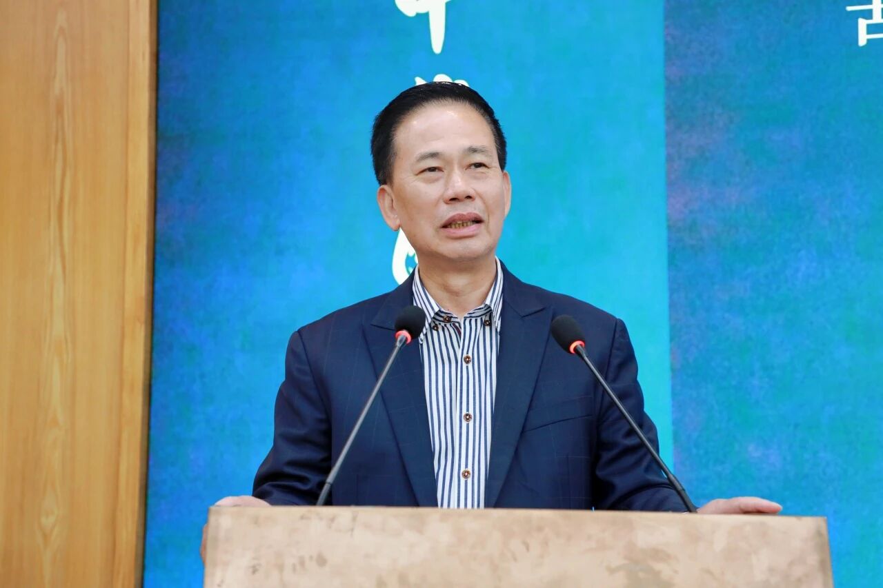 1789693224165511.jpg 9.8图片6.jpg